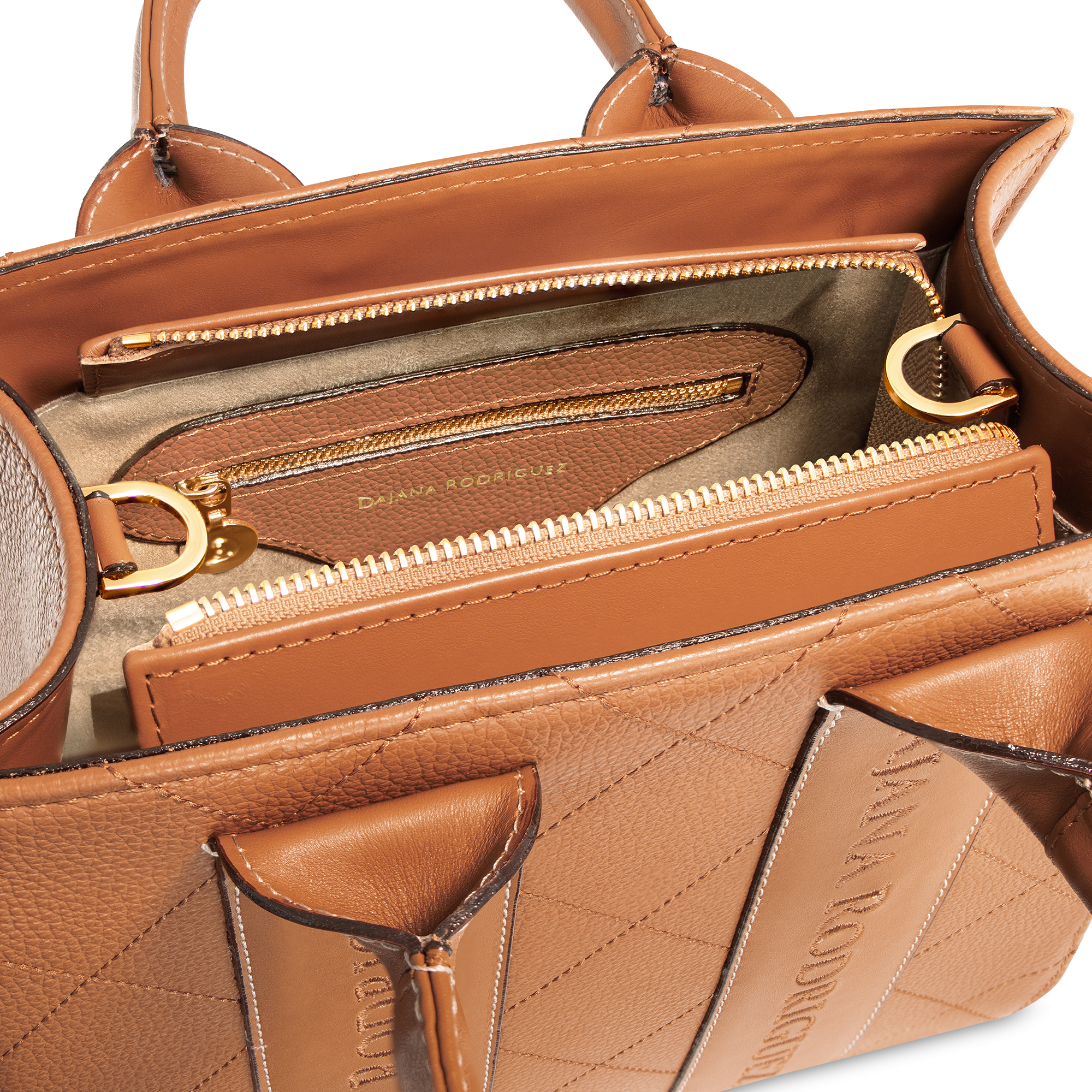 Karin Trinity "Marrón"