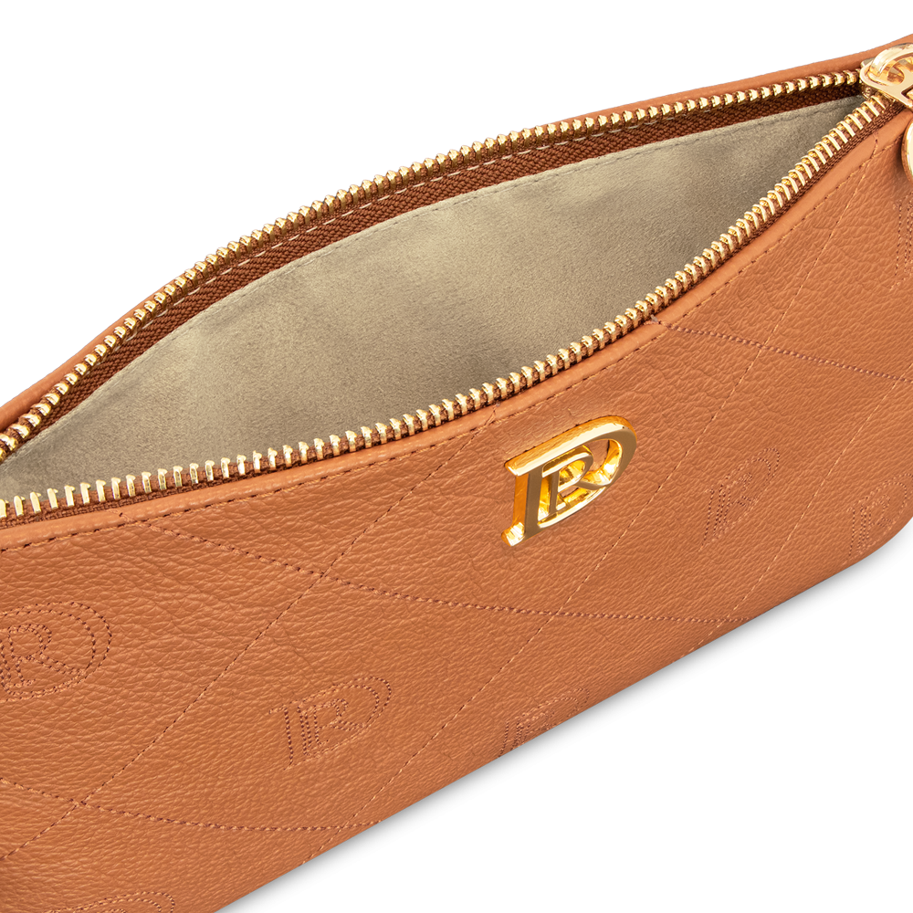 Briana Trinity "HNEDÁ" Zlatá