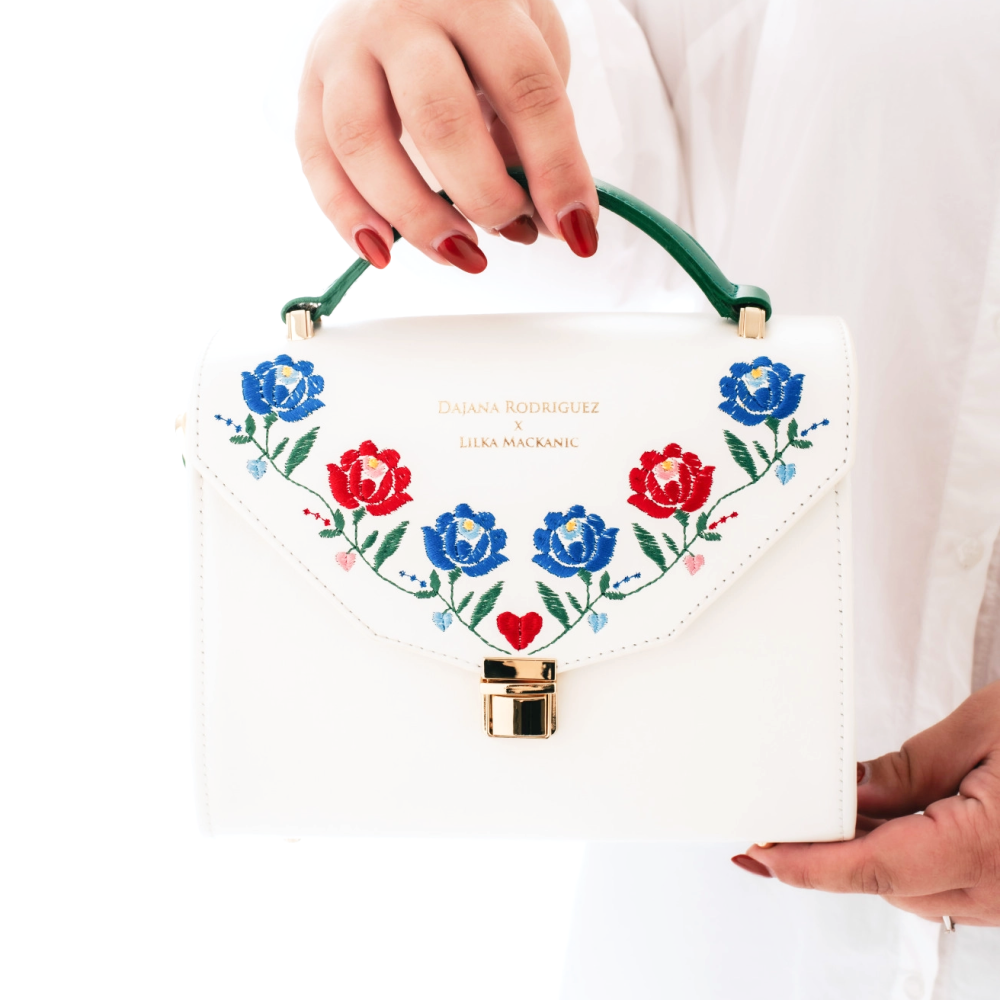 Bella Lilka Mackanic "LATTE"