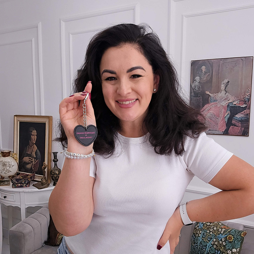 Přívěsek DR X Erika Mokrý