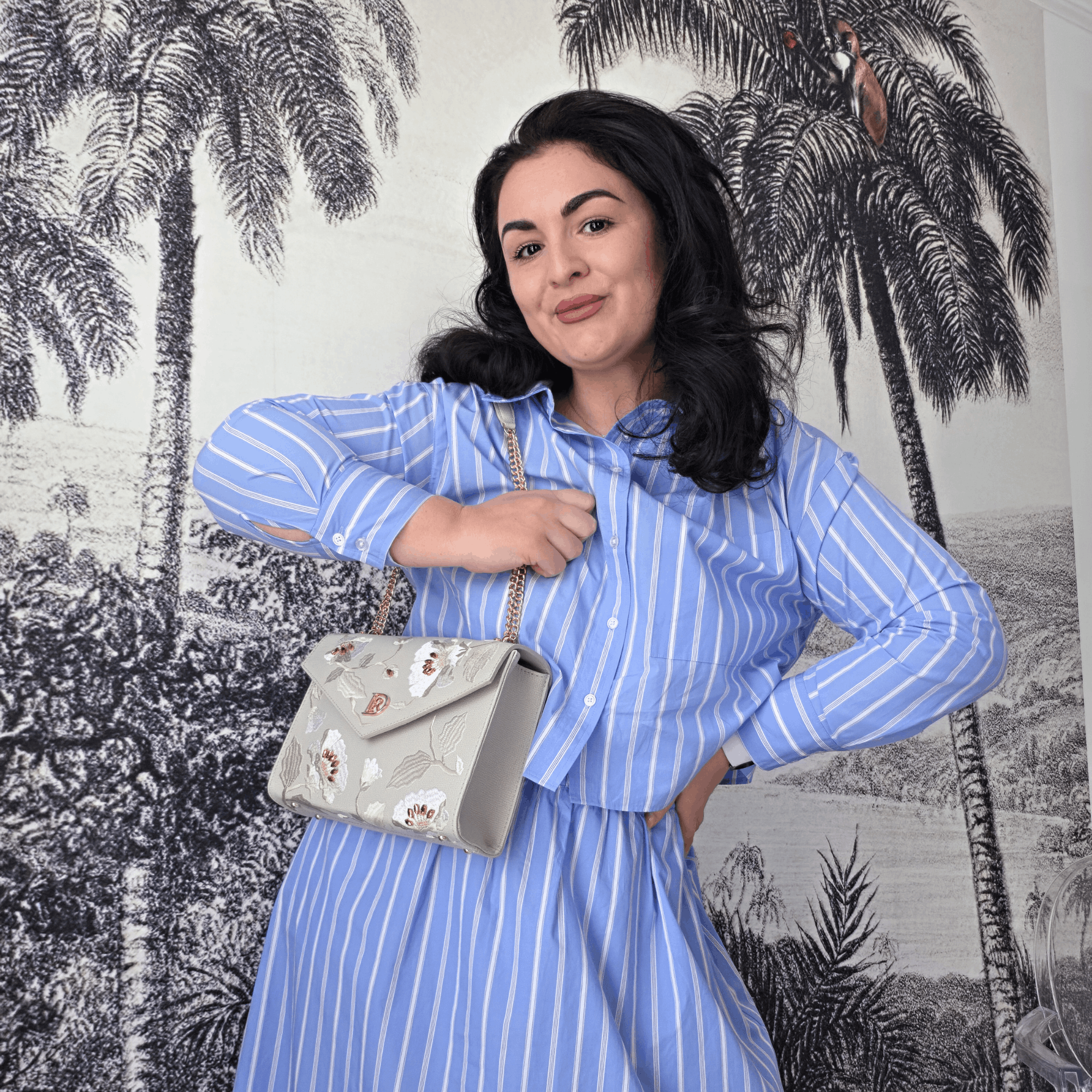 LARA UNICA "Floral Elegance"